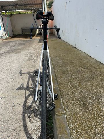 Brugt Trek Émonda SL 6 Pro Di2 2023 2023 Road & Gravel — billede 4 af 6