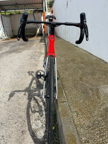 Brugt Trek Émonda SL 6 Pro Di2 2023 2023 Road & Gravel — billede 2 af 6