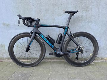 Brugt Pinarello NEW! Pinarello Dogma F10 Ultegra Di2 12s Special Edition 2025 2025 Road & Gravel
