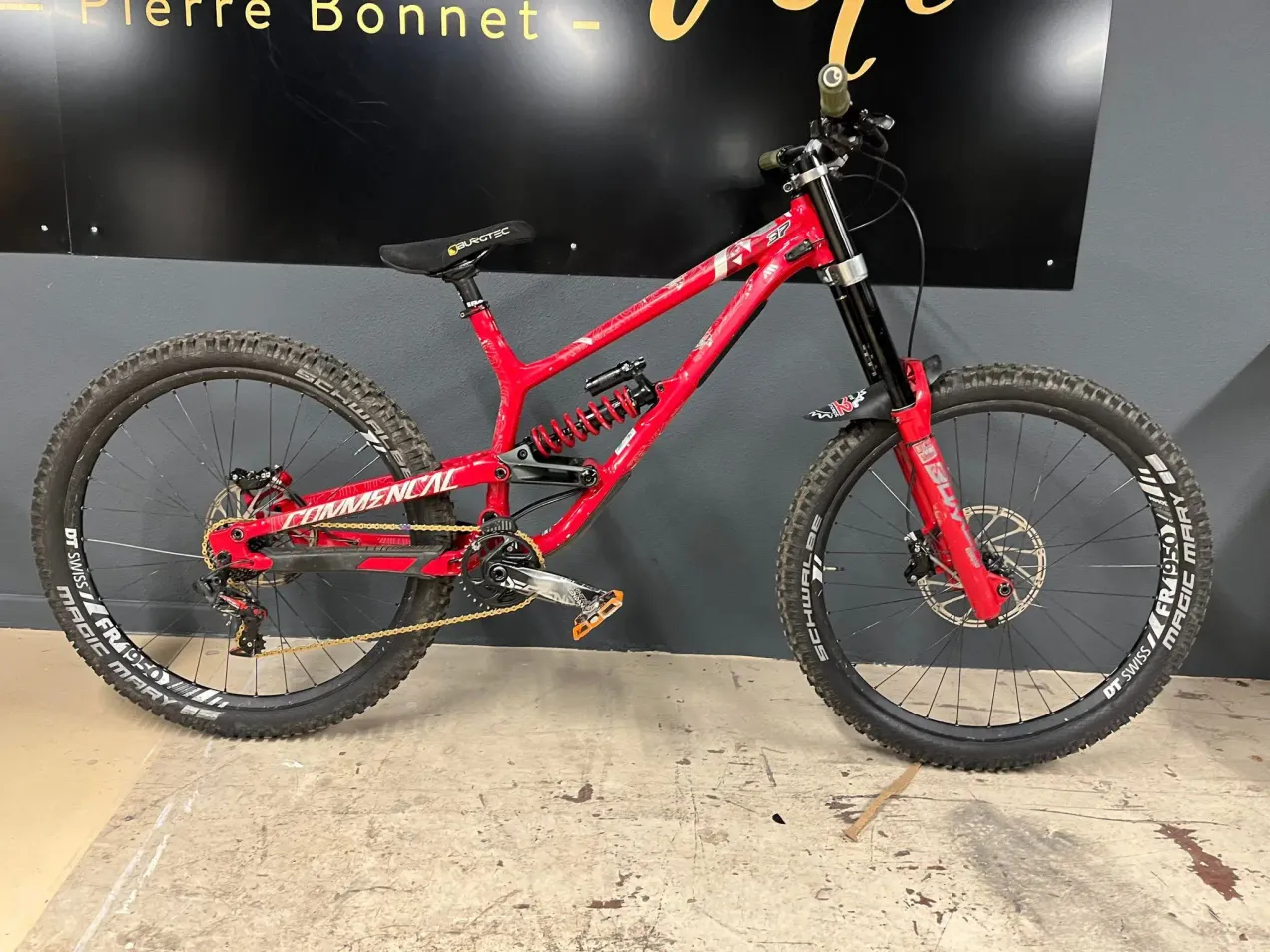 Commencal on sale furious 2020