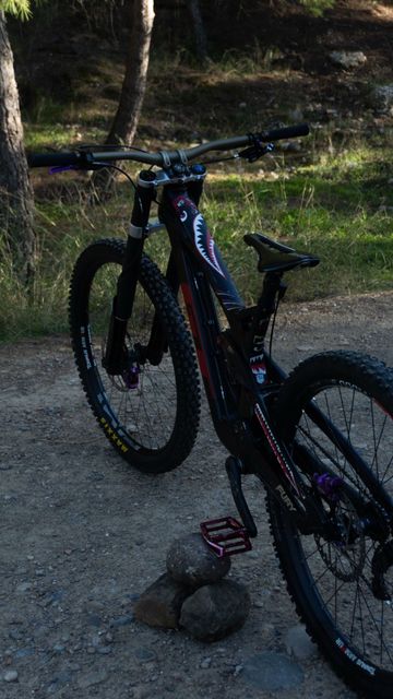 Used GT Fury 2021 Mountainbike, Black — image 3 of 3