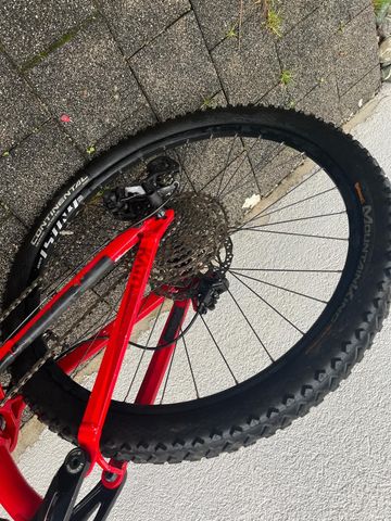 Gebrauchtes Ghost KATO FS Universal 2021 2021 Mountainbike, Rot, 27, 5 (650B) — Bild 11 von 20