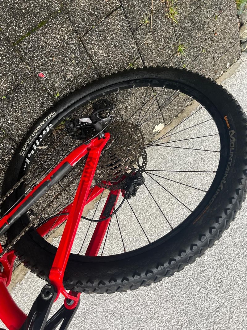 Gebrauchtes Ghost KATO FS Universal 2021 2021 Mountainbike, Rot, 27, 5 (650B) — Bild 11 von 20