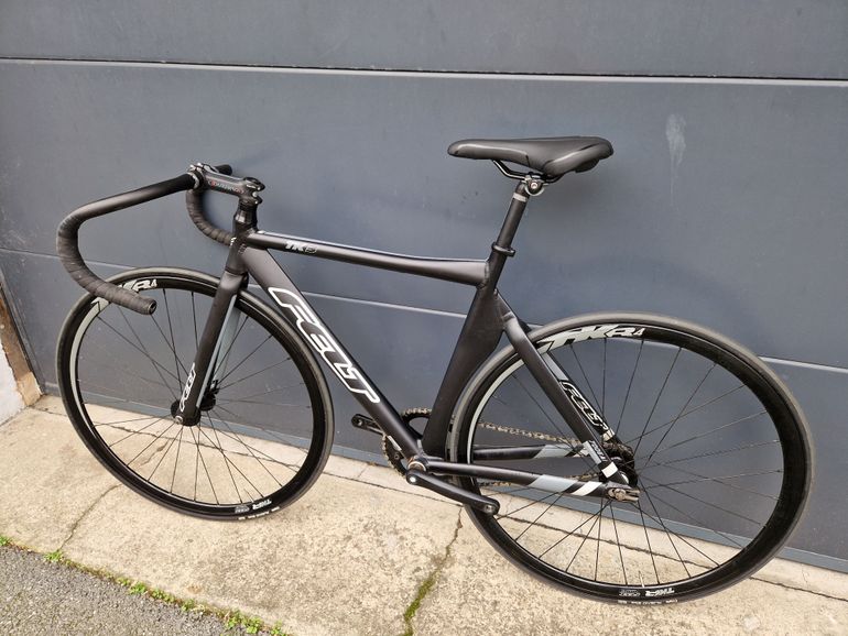 FELT Tk3 2019 フレームセット　※付属有 FELT Tk3 2019 フレームセット ※付属有