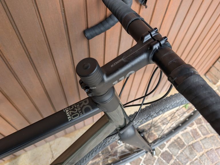 Used TRIBAN triban rc 520 2023 Road & Gravel — image 4 of 8