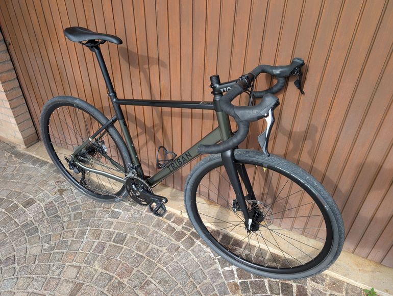 Used TRIBAN triban rc 520 2023 Road & Gravel — image 2 of 8