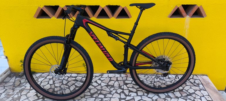 Used Specialized Men's Epic Comp Carbon 2018 2018 Mountainbike, Black, 29 — image 2 of 15
