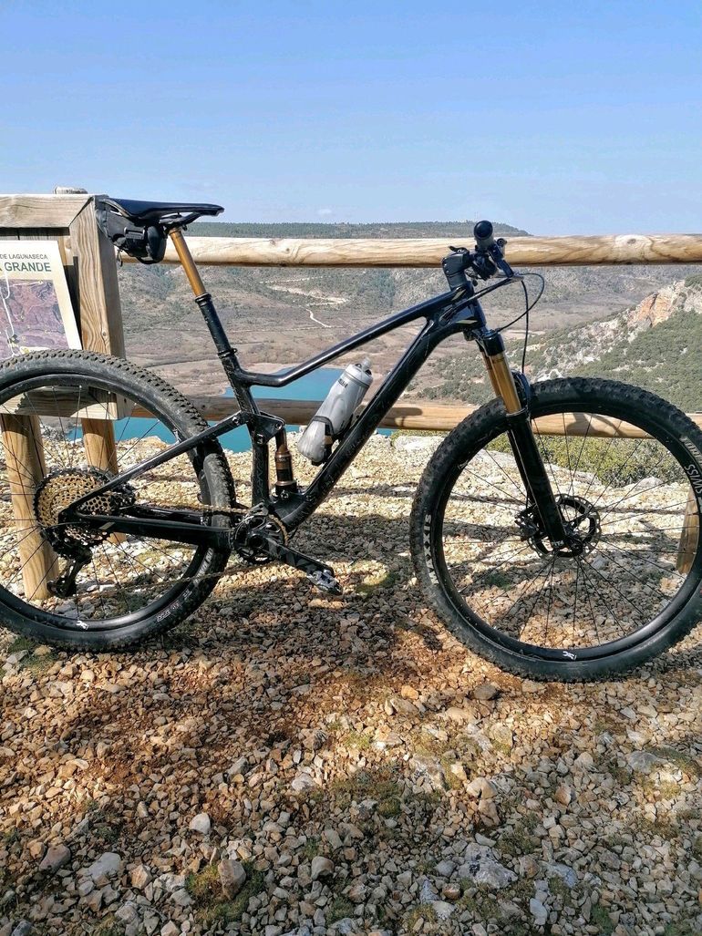 Tweedehands Scott Spark 900 Ultimate 2018 2018 Mountainbike — afbeelding 5 van 12