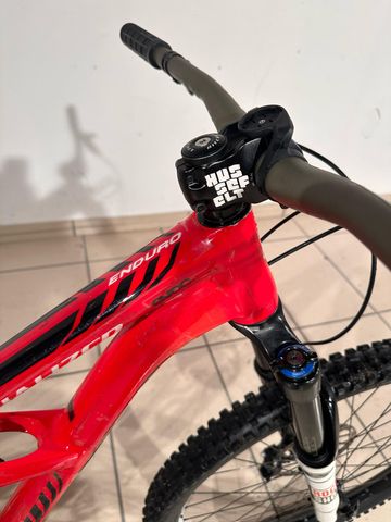 Gebrauchtes Specialized Enduro SRAM GX 2018 Mountainbike, Rot — Bild 9 von 9