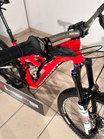 Gebrauchtes Specialized Enduro SRAM GX 2018 Mountainbike, Rot — Bild 5 von 9