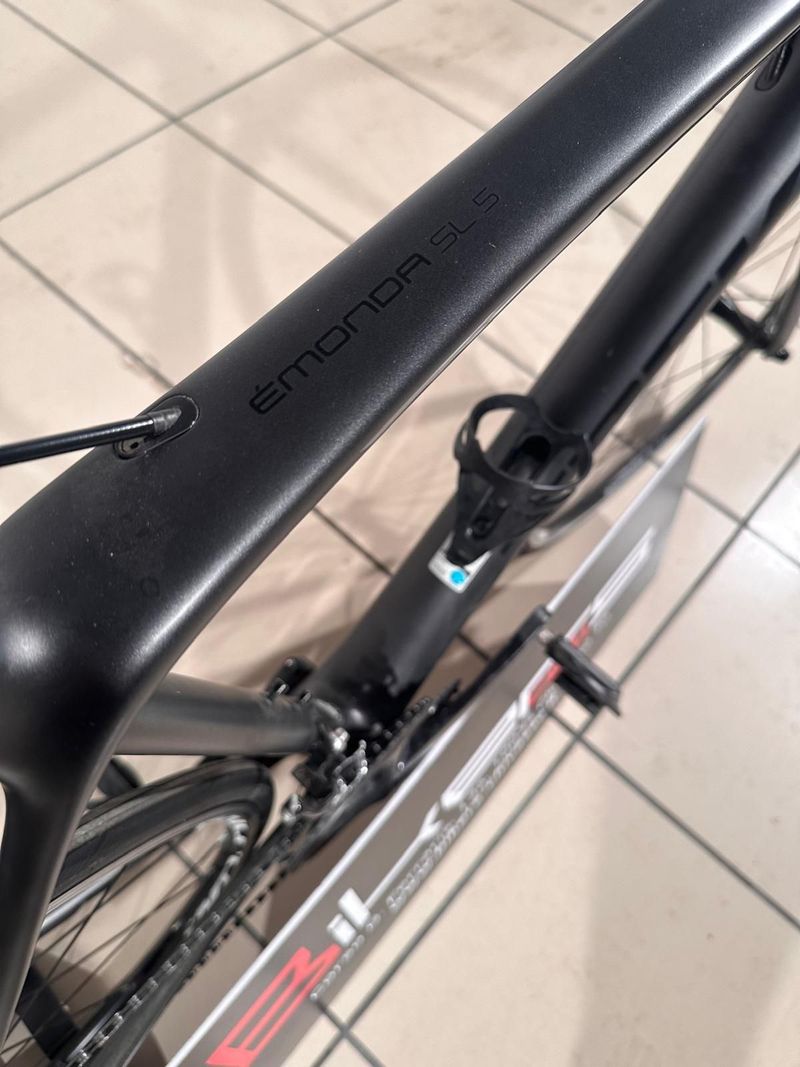 Gebrauchtes Trek Émonda S 5 2017 2017 Road & Gravel, Hellgrau — Bild 3 von 6