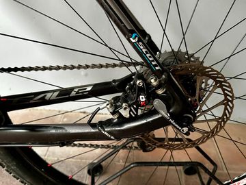 Used Scott Scale 940 2016 Mountainbike, Black — image 10 of 12