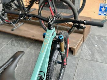 Brugt Forbidden Druid V2 2024 Mountainbike — billede 5 af 5