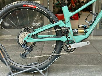 Brugt Forbidden Druid V2 2024 Mountainbike — billede 3 af 5
