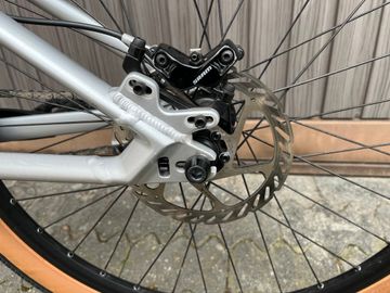 Used Canyon Stitched 360 Pro 2022 2022 Mountainbike, Light Gray, 26 — image 6 of 9
