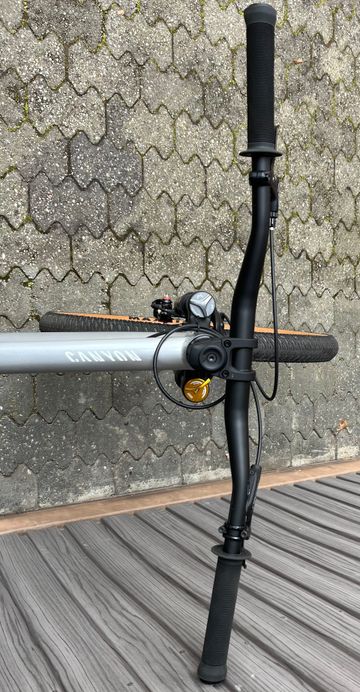 Used Canyon Stitched 360 Pro 2022 2022 Mountainbike, Light Gray, 26 — image 9 of 9