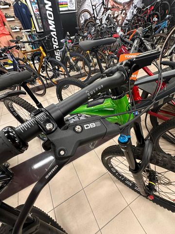 Gebrauchtes Mondraker CRAFTY R 2024 2024 Mountainbike, Grün, 29 — Bild 3 von 5