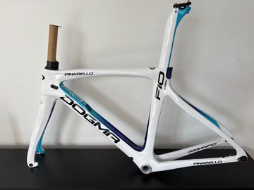 Używany Pinarello Dogma F10 Disk Frameset 2021 2021 Road & Gravel — zdjęcie 4 z 4