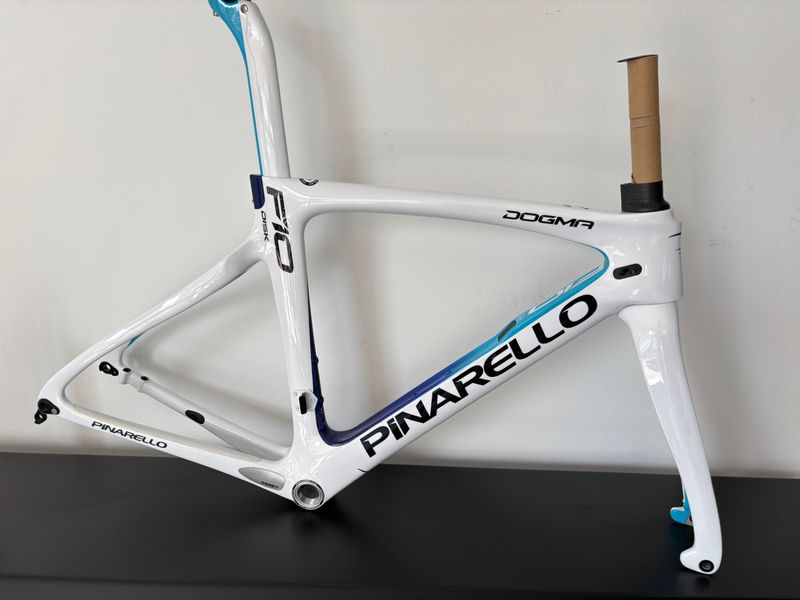 Używany Pinarello Dogma F10 Disk Frameset 2021 2021 Road & Gravel — zdjęcie 3 z 4
