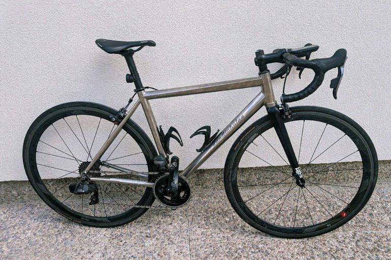 Gebrauchtes Van Nicholas Astraeus SRAM Force eTap AXS 2020 Road & Gravel, Hellgrau — Bild 1 von 13