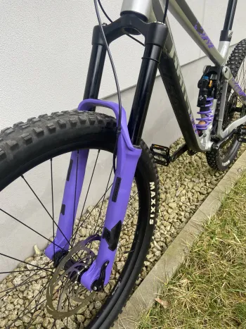 Used Ghost RIOT EN Full Party 2021 Mountainbike, Light Gray — image 2 of 6