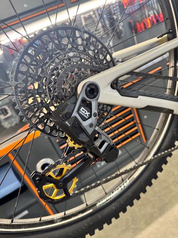 Gebrauchtes Mondraker NEAT RR 2024 2024 Mountainbike, Weiß, 29 — Bild 5 von 9