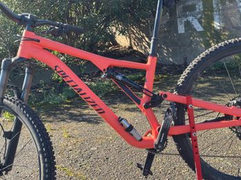Brugt Specialized Stumpjumper Alloy 2022 2022 Mountainbike — billede 2 af 8