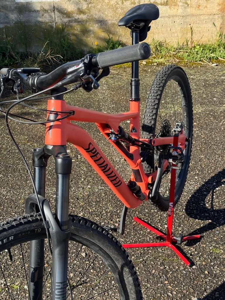 Brugt Specialized Stumpjumper Alloy 2022 2022 Mountainbike — billede 3 af 8