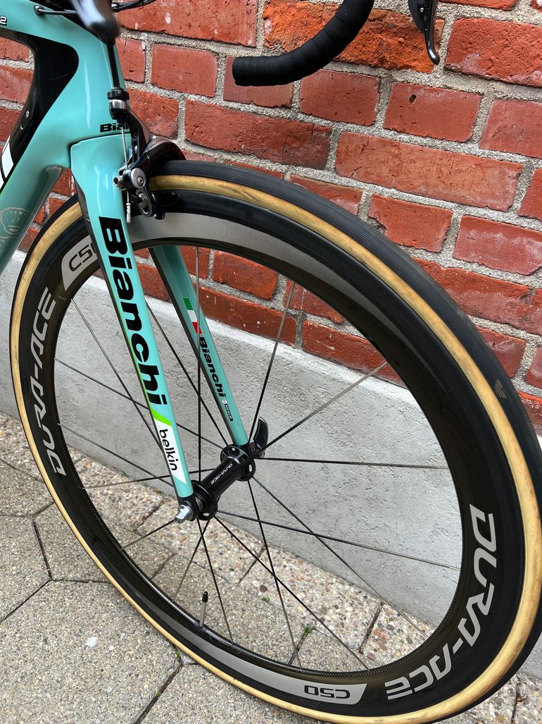Used Bianchi Bianchi Oltre XR2 Team Belkin (Steven Kruiswijk) Carbon/Shimano Dura Ace Di2/Size 57/Good Condition! 2015 Road & Gravel — image 11 of 14