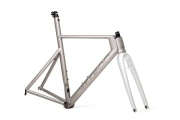 Used Wittson Custom Ti Cycles Ventu Titanium Frameset 2025 Road & Gravel, Light Gray — image 2 of 13