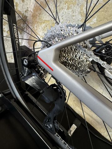 Tweedehands BMC Teammachine SLR FIVE 2023 2023 Road & Gravel — afbeelding 4 van 6