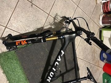 Gebrauchtes Factor LANDO SRAM GX Eagle 2024 Mountainbike, Schwarz — Bild 3 von 4