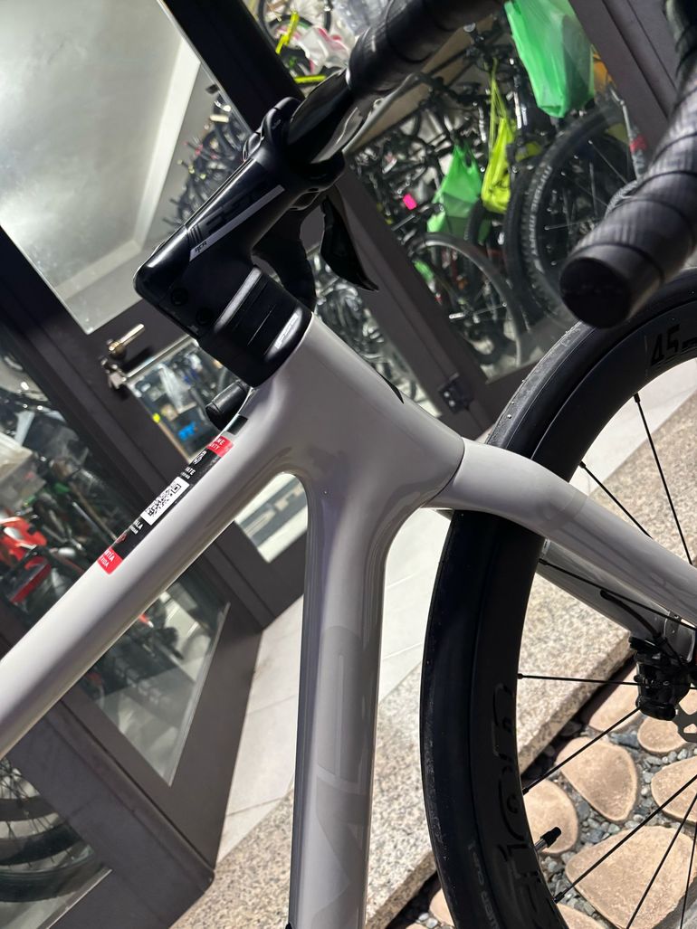 MMR Adrenaline 00 Plus 2024 2024 Road & Gravel usato, Grigio chiaro — immagine 3 di 5