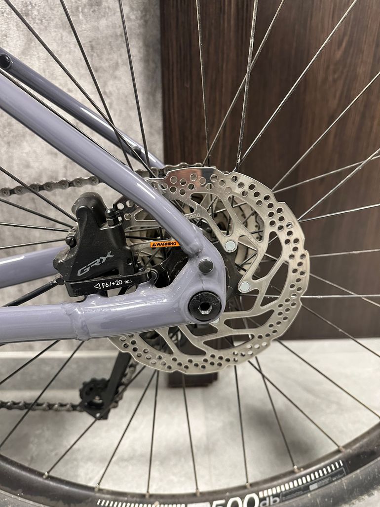 Used Kross Esker 5.0 2024 2024 Road & Gravel, Light Gray — image 2 of 13