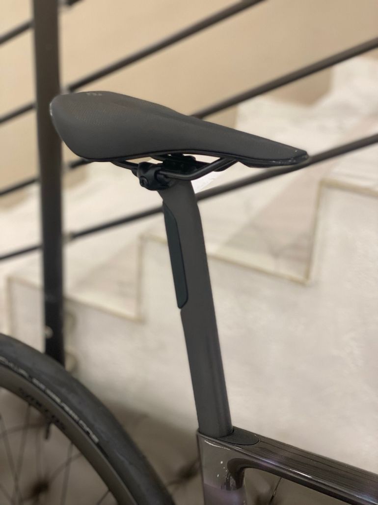 Brugt SCOTT ADDICT RC 10 2025 2025 Road & Gravel — billede 9 af 12