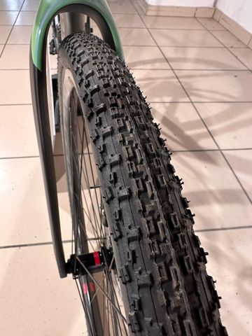 Used Pinarello Grevil Shimano GRX 2023 Road & Gravel, Green — image 11 of 13