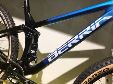 Tweedehands Berria Mako 7, 1 2023 Road & Gravel — afbeelding 2 van 4