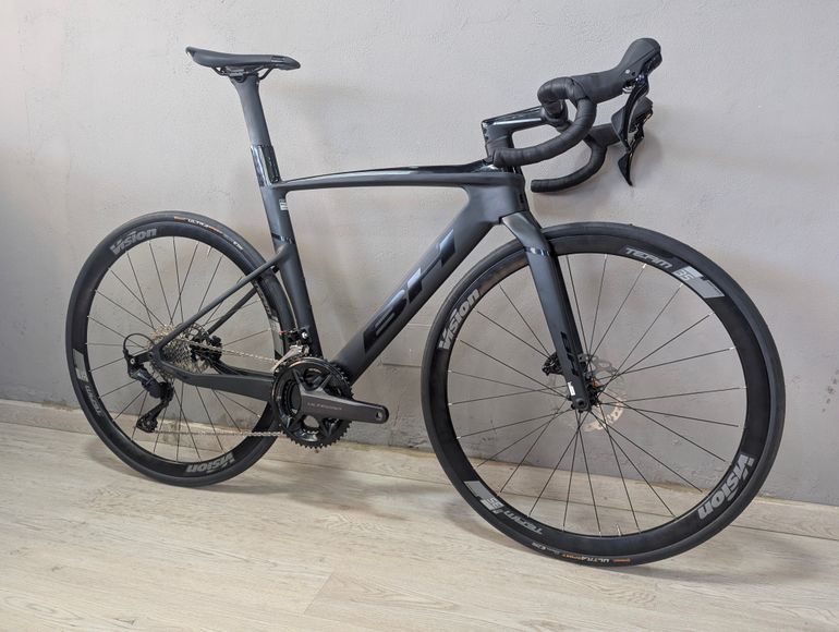 Gebrauchtes BH Aerolight 2023 Road & Gravel, Schwarz — Bild 3 von 8