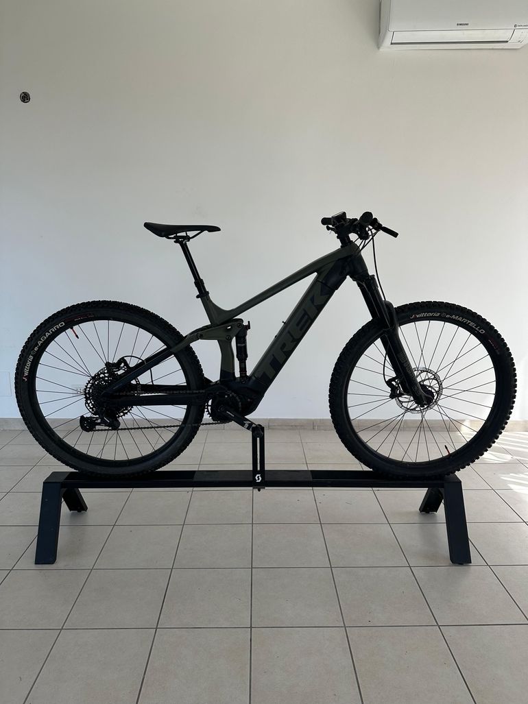 Gebrauchtes Trek Rail 5 2020 2020 Mountainbike, Grün, 29 — Bild 1 von 6