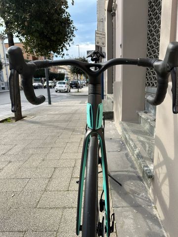 Brugt Bianchi Oltre PRO Ultegra Di2 2023 2023 Road & Gravel — billede 2 af 5