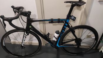 Used Giant Propel Advanced 0 2017 2017 Road & Gravel — image 5 of 5