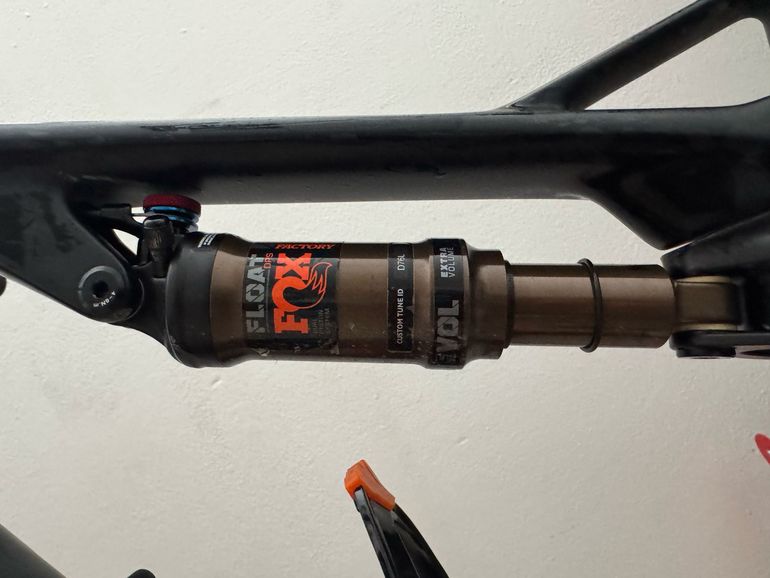 Wilier Urta Shimano XTR 2023 Mountainbike usato, Nero — immagine 8 di 8