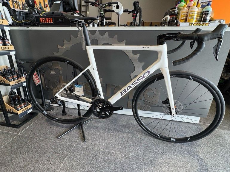Basso Venta R Shimano 105 Di2 2024 — Price & Specs | 2BX
