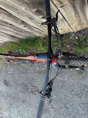Used Lee Cougan Crossfire 428 Team Eagle 2023 2023 Mountainbike, Red, 29 — image 7 of 12