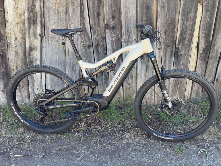 Lee Cougan E-QUEST Team 2023 2023 Mountainbike usato, Bianco — immagine 1 di 8