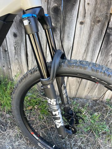 Used Lee Cougan E-QUEST Team 2023 2023 Mountainbike, White, 29, 27.5 — image 5 of 8