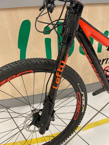Cannondale Scalpel Si Carbon 2 Eagle 2017 Mountainbike usato, Arancione — immagine 9 di 13