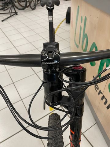 Cannondale Scalpel Si Carbon 2 Eagle 2017 Mountainbike usato, Arancione — immagine 8 di 13