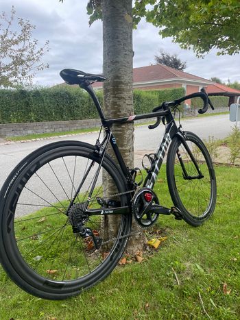 Used Factor O2 VAM 2021 Road & Gravel, Black — image 3 of 3