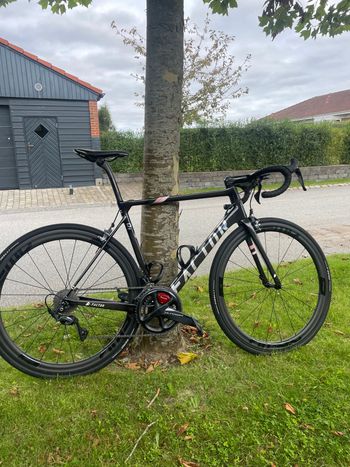 Used Factor O2 VAM 2021 Road & Gravel, Black — image 1 of 3